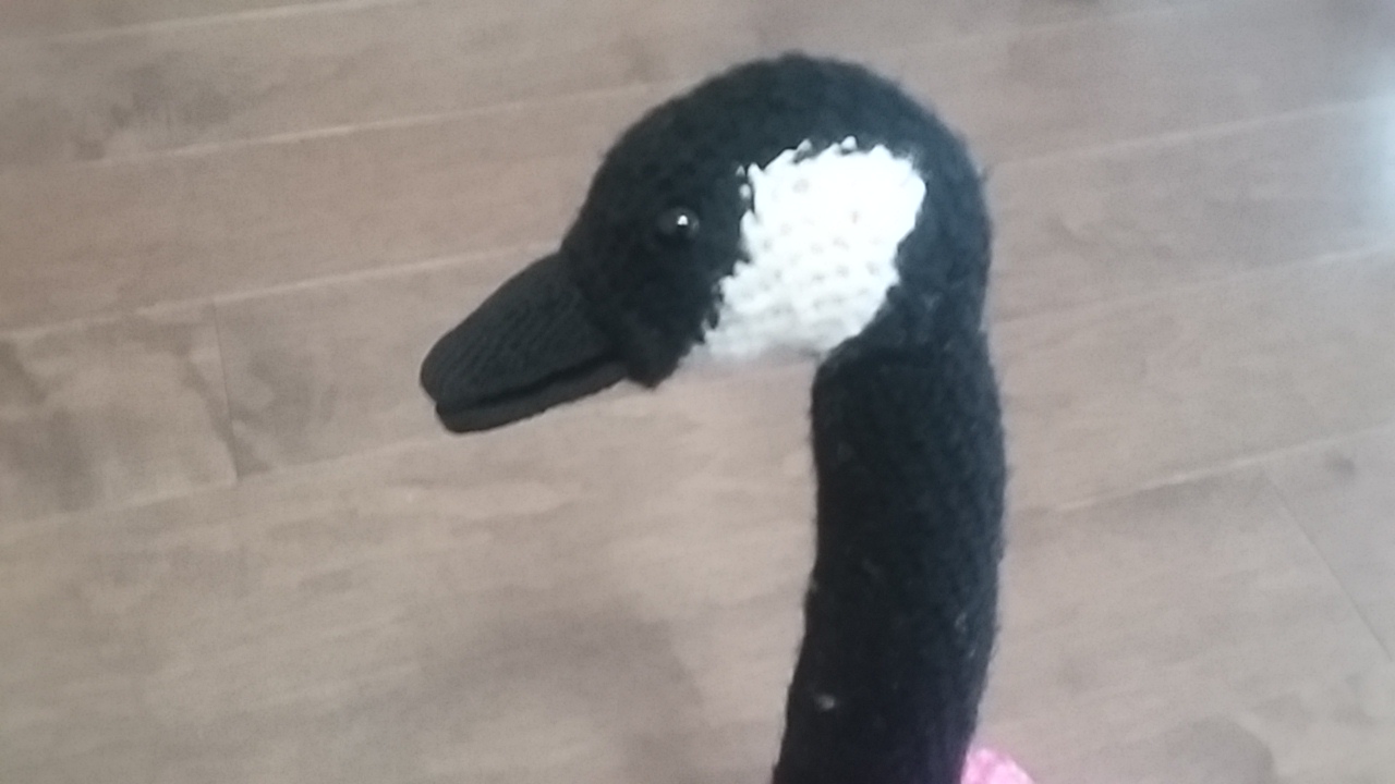 crocheted goose's head